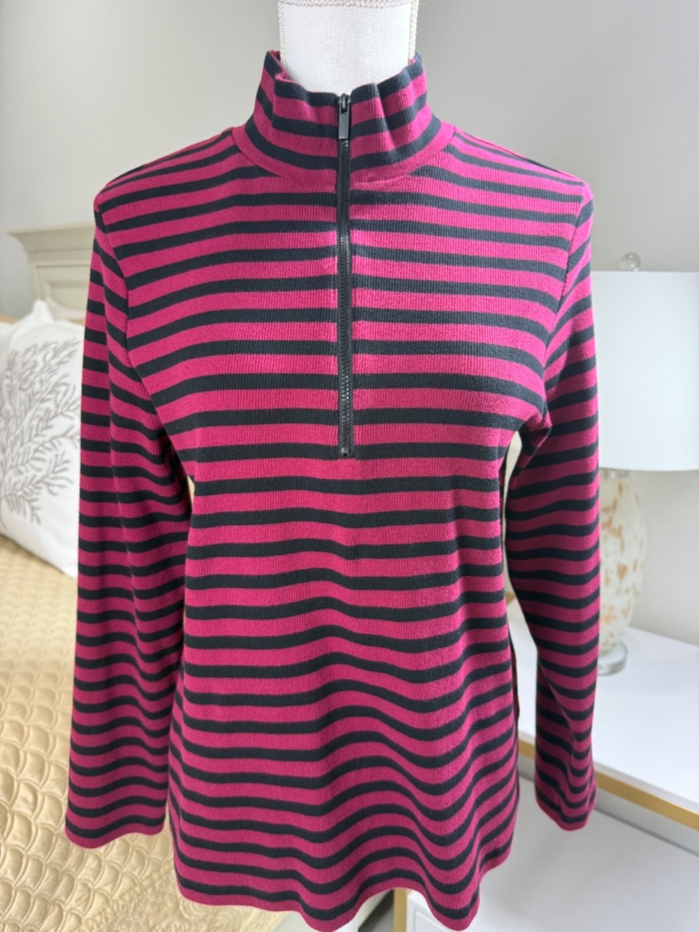 Chico's 1/2 Zip Top Size Chico's 1 = Med